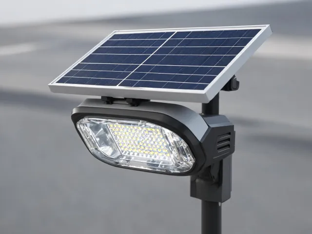 Solar street luminaire optical assembly